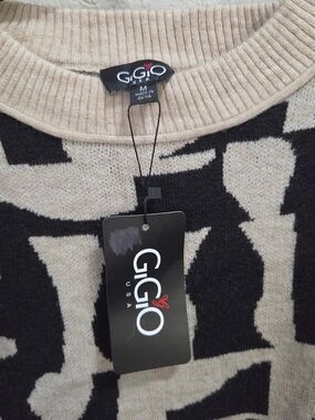 Women's Beige and Black Patterned Crewneck Sweater